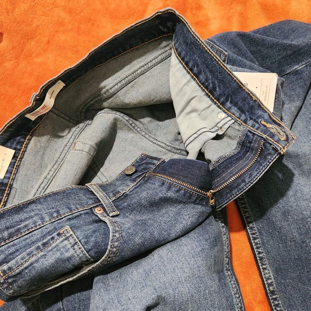 Levis Strauss Signature Jeans Size 32x34 Blue Relax Flex Moves With You. - Picture 9 of 11